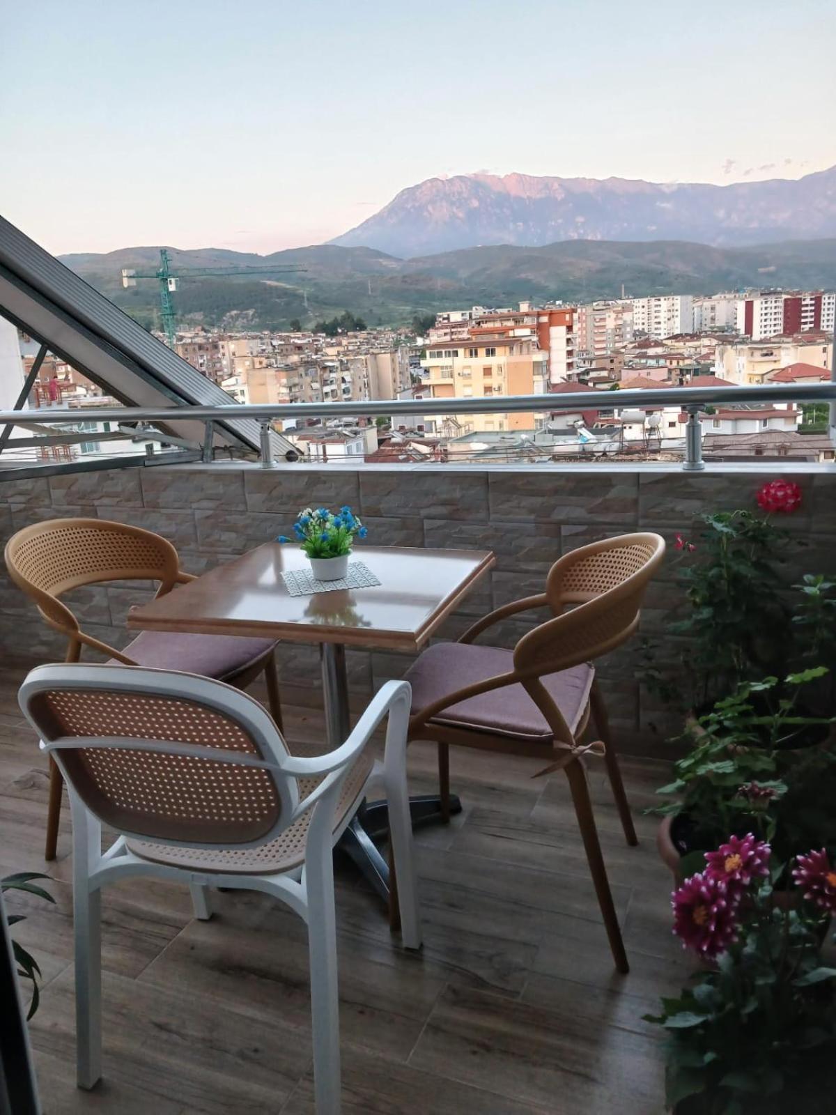 Muska Comfy Apartment Berat Esterno foto